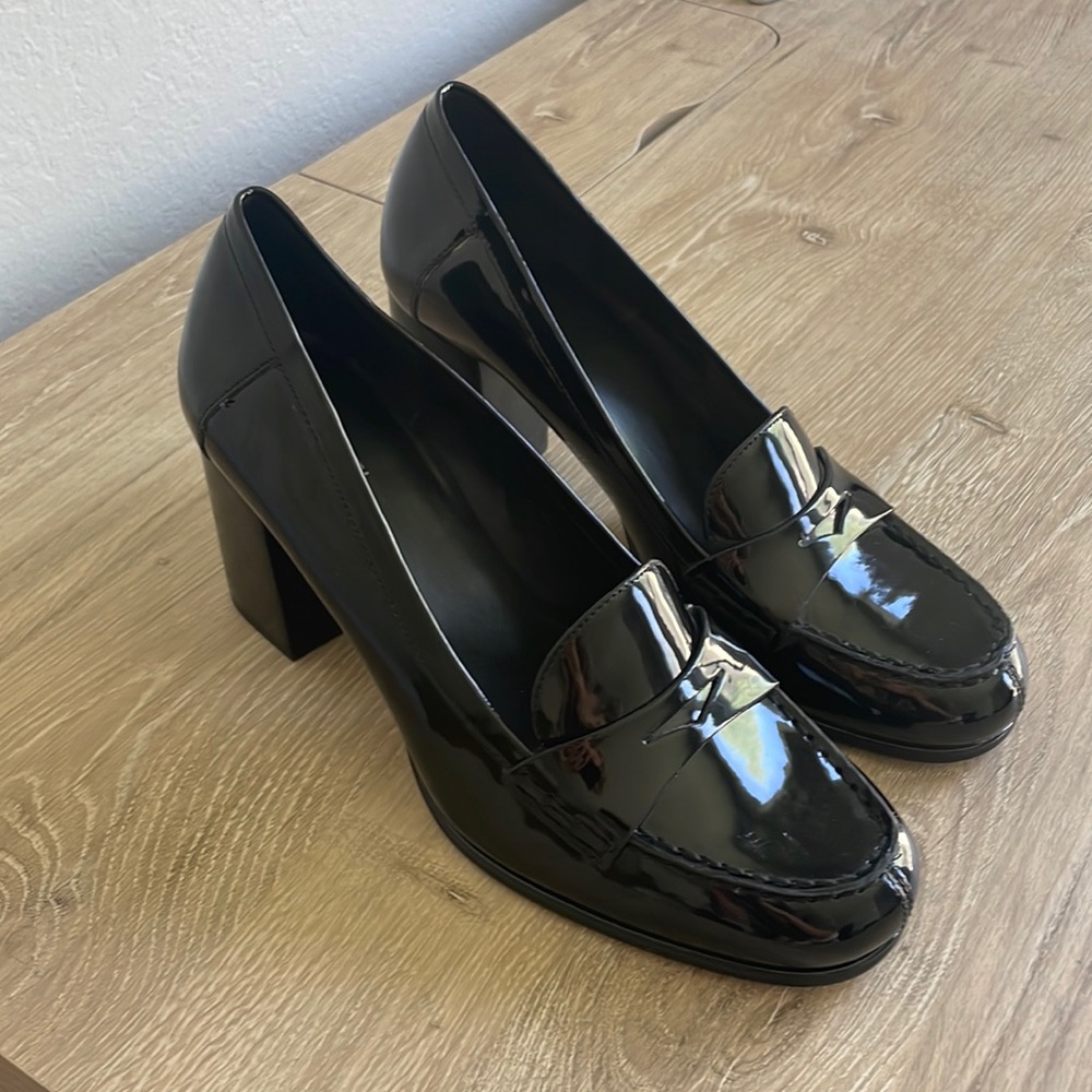 Michael Kors Buchanan Patent Loafers - Size 8W